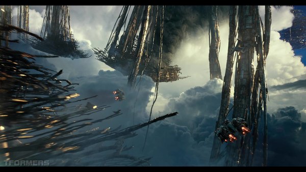 Transformers The Last Knight Theatrical Trailer HD Screenshot Gallery 496 (496 of 788)